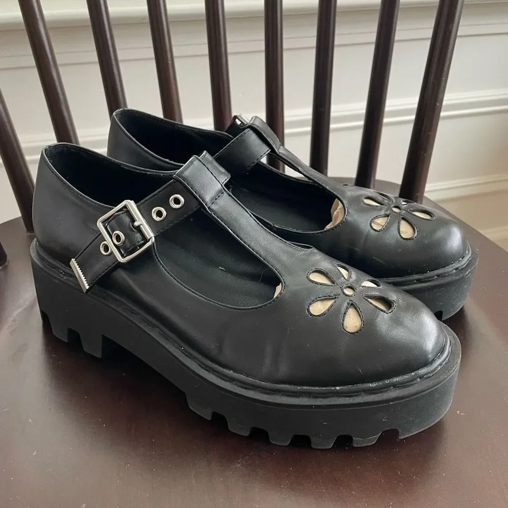 Lamoda ASOS Blossom Lug Sole T Strap Mary Jane Black 8 - Picture 1 of 8